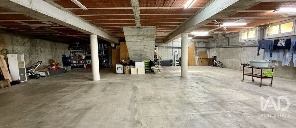 Habitatge unifamiliar  7 habitacions de 587 m² a Sant Vicenç de Montalt (08394)