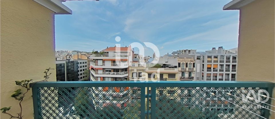 Penthouse 3 bedrooms of 107 m² in Barcelona (08037)