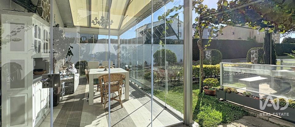 Châlet 5 chambres de 245 m² à Sanxenxo (36960)