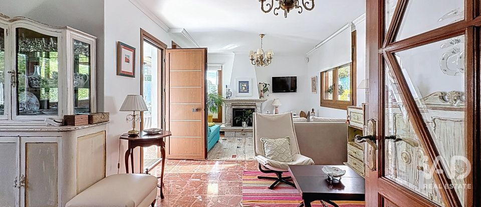 Châlet 5 chambres de 245 m² à Sanxenxo (36960)