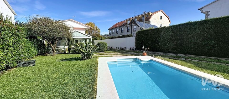 Châlet 5 chambres de 245 m² à Sanxenxo (36960)