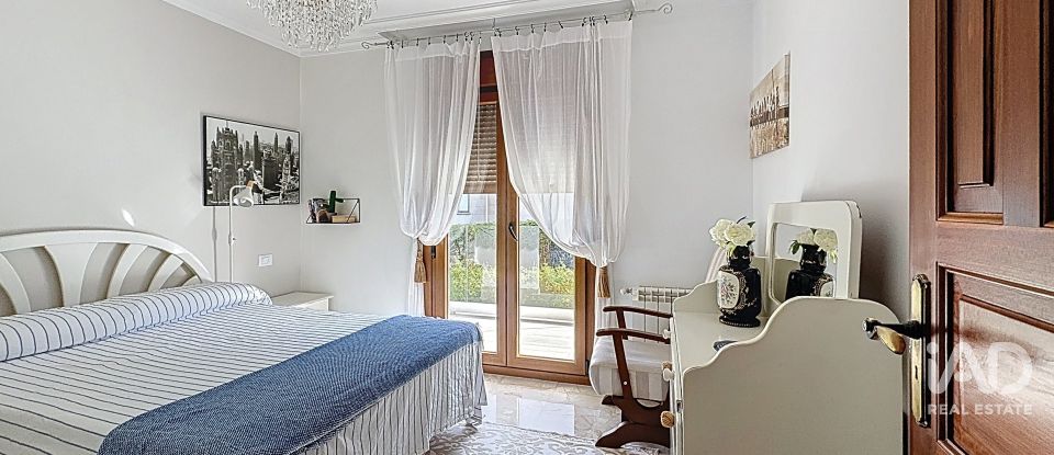 Châlet 5 chambres de 245 m² à Sanxenxo (36960)