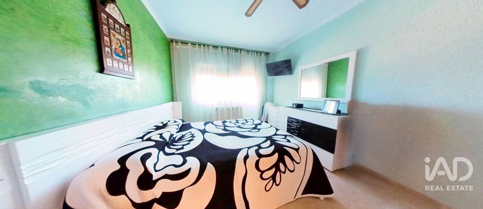 Maison 5 chambres de 478 m² à Flix (43750)