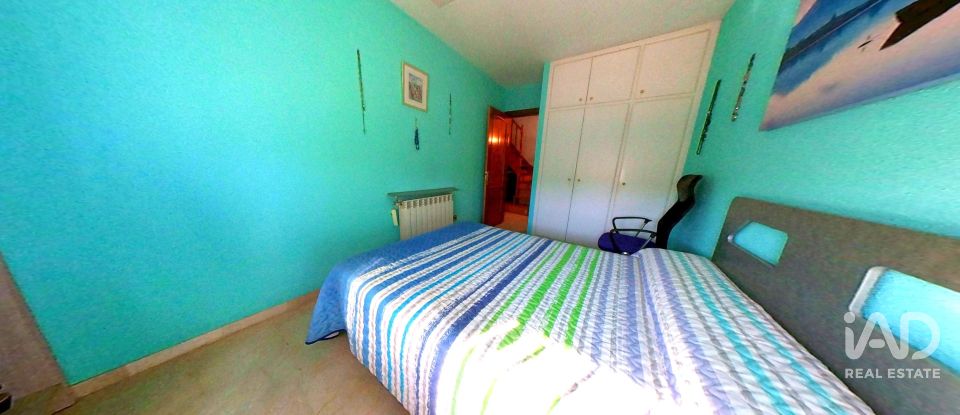 Maison 5 chambres de 478 m² à Flix (43750)