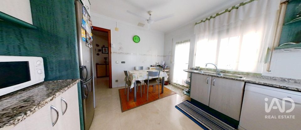 Maison 5 chambres de 478 m² à Flix (43750)