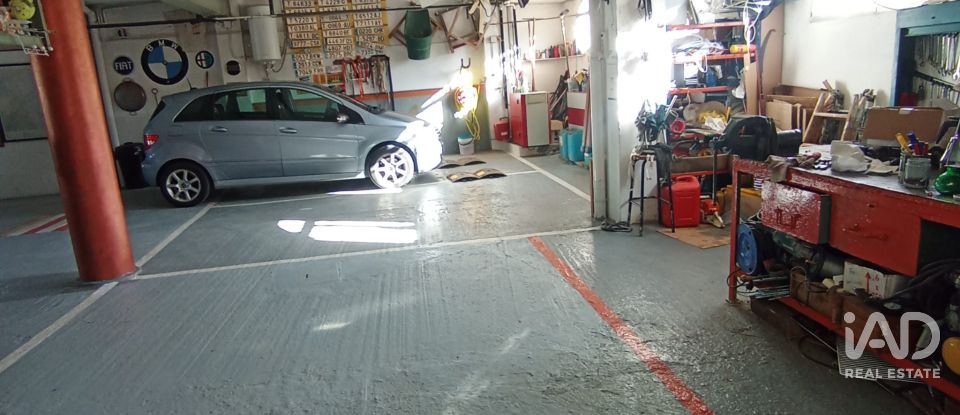 Maison 5 chambres de 478 m² à Flix (43750)