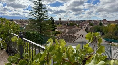 House 5 bedrooms of 298 m² in Turégano (40370)