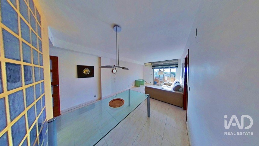 Pis 3 habitacions de 98 m² a Elx/Elche (03202)