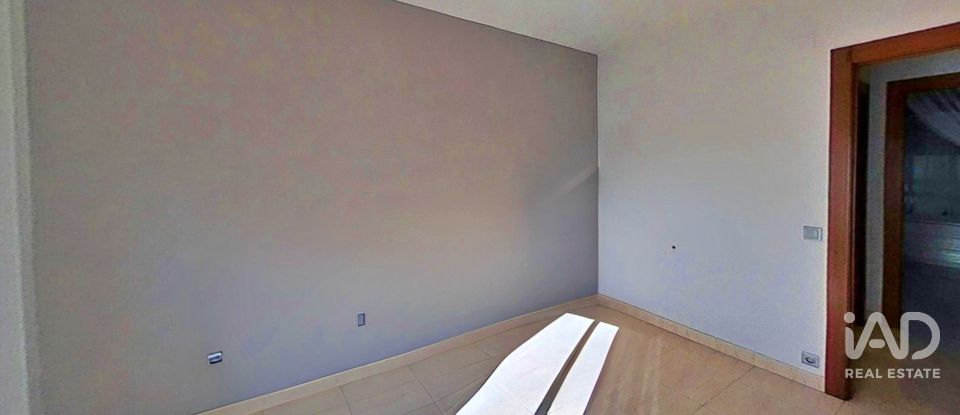 Pis 3 habitacions de 98 m² a Elx/Elche (03202)