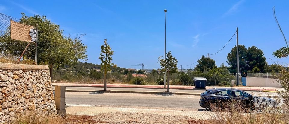 Terreno de 38.000 m² en Polop (03520)