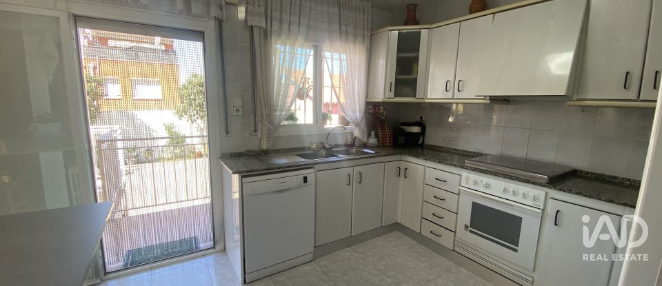 Casa 4 habitacions de 185 m² a Parets del Vallès (08150)