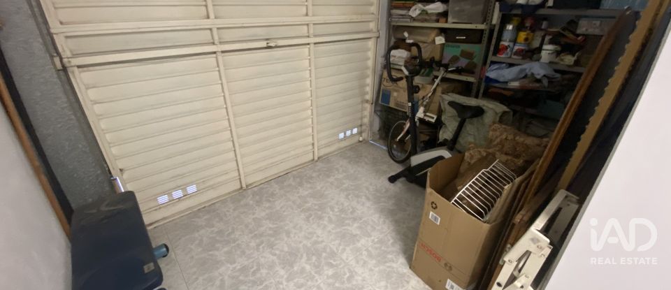 Casa 4 habitacions de 185 m² a Parets del Vallès (08150)