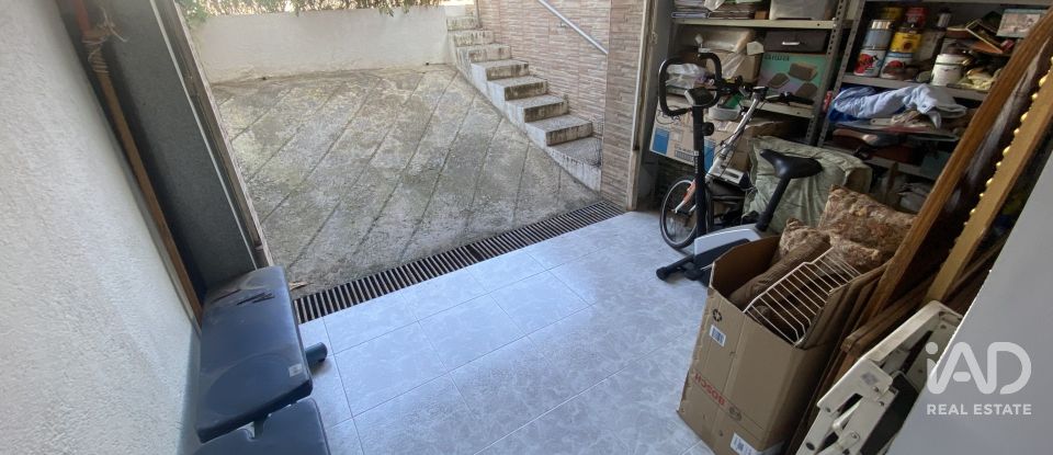 Casa 4 habitacions de 185 m² a Parets del Vallès (08150)