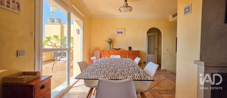 Ático 4 habitaciones de 183 m² en Málaga (29018)