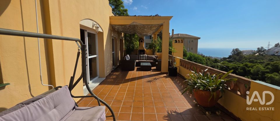 Ático 4 habitaciones de 183 m² en Málaga (29018)