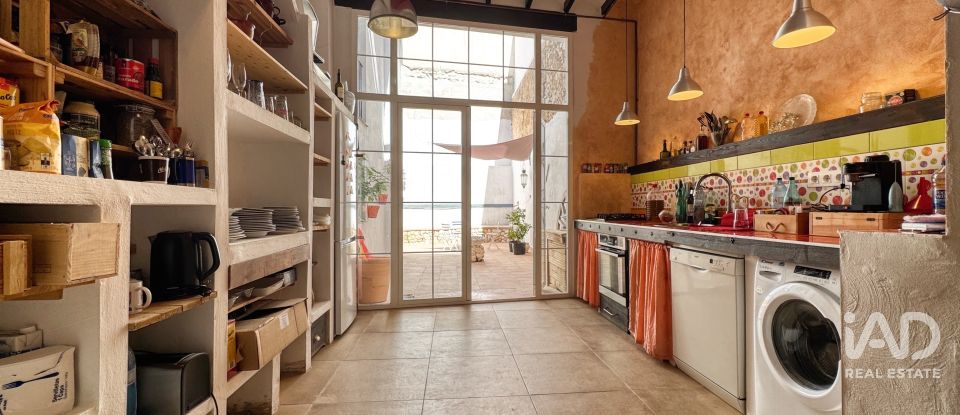 Casa 5 habitaciones de 288 m² en Pego (03780)