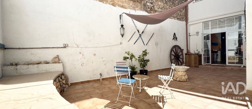 Casa 5 habitaciones de 288 m² en Pego (03780)