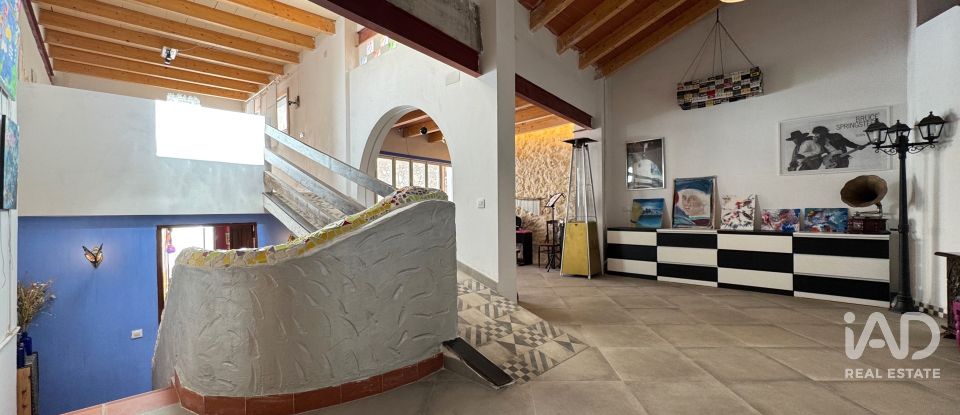 Casa 5 habitaciones de 288 m² en Pego (03780)