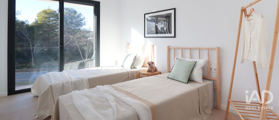 Casa 4 habitaciones de 207 m² en Sant Pere de Ribes (08810)