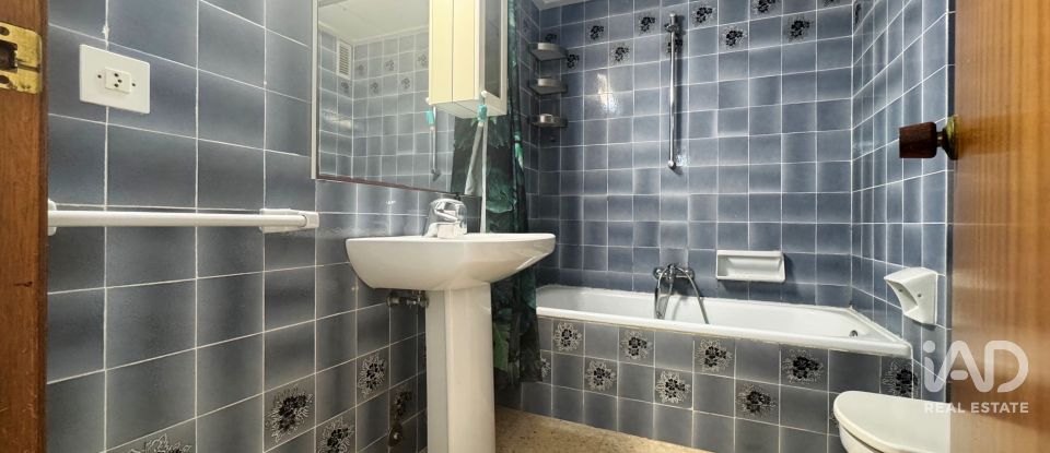 Pis 3 habitacions de 132 m² a Benidorm (03503)