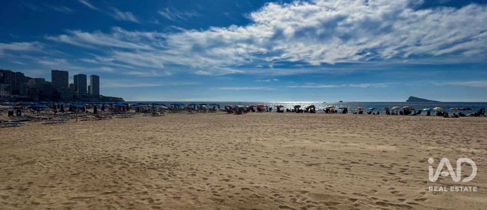 Pis 3 habitacions de 132 m² a Benidorm (03503)