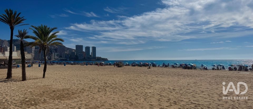 Pis 3 habitacions de 132 m² a Benidorm (03503)
