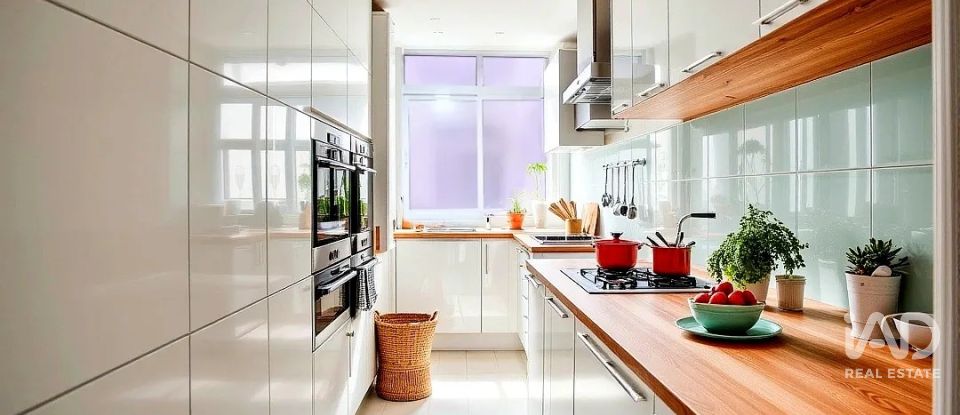 Pis 3 habitacions de 55 m² a Málaga (29013)