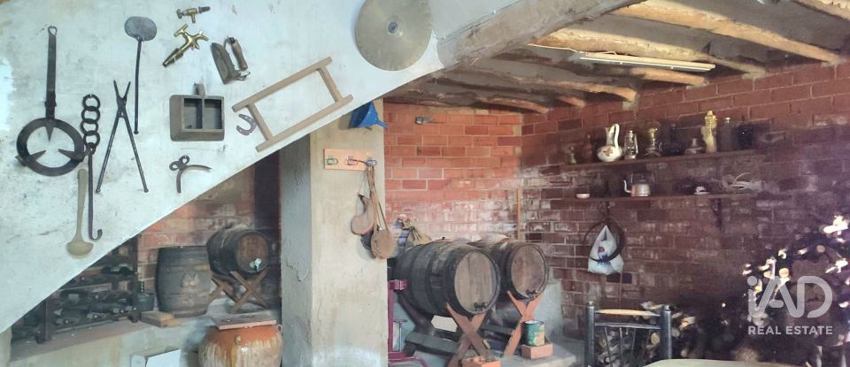 Village house 4 bedrooms of 223 m² in Alcorisa (44550)