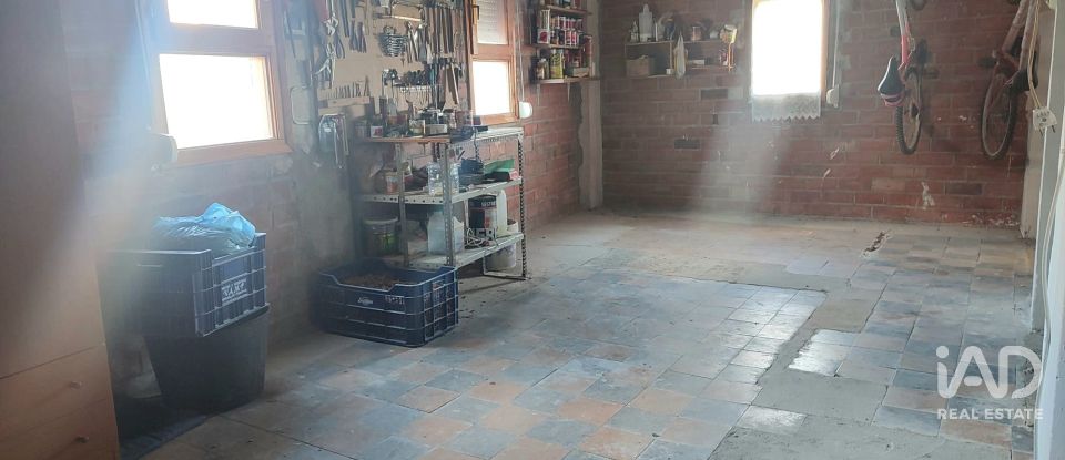 Village house 4 bedrooms of 223 m² in Alcorisa (44550)