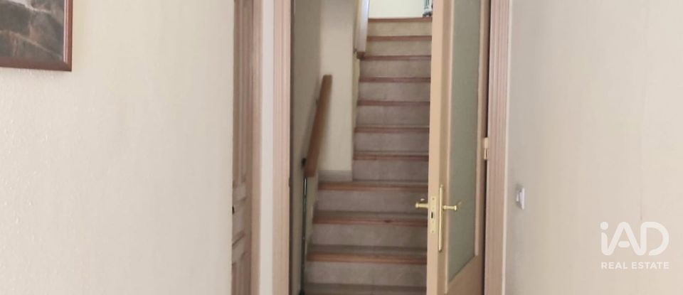 Village house 4 bedrooms of 223 m² in Alcorisa (44550)