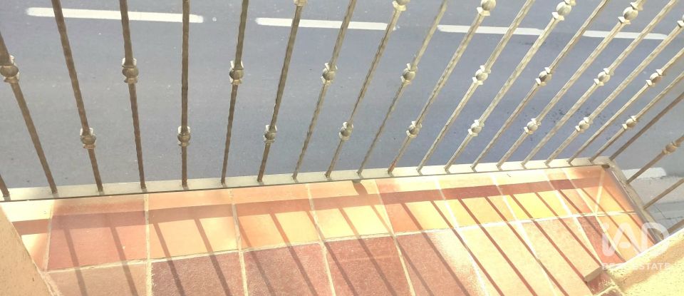 Village house 4 bedrooms of 223 m² in Alcorisa (44550)