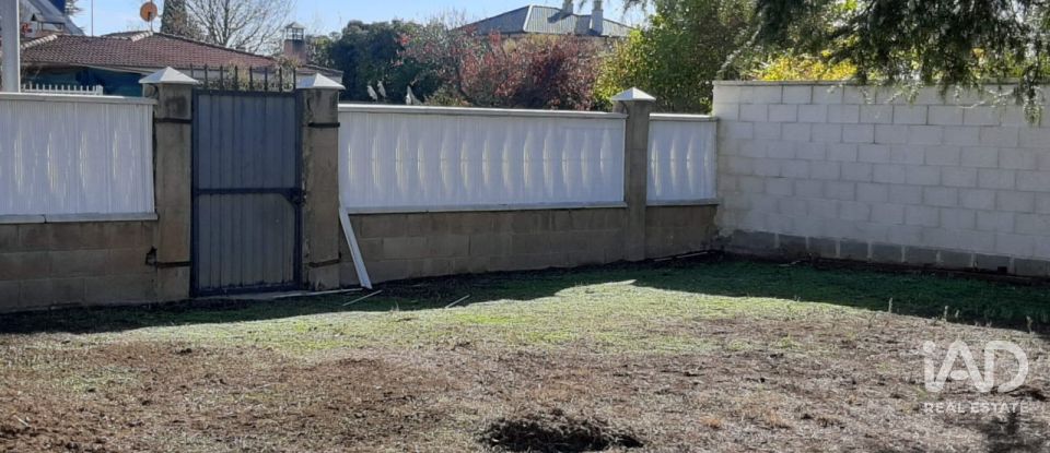 Terrain à bâtir de 679 m² à Villomar (24218)