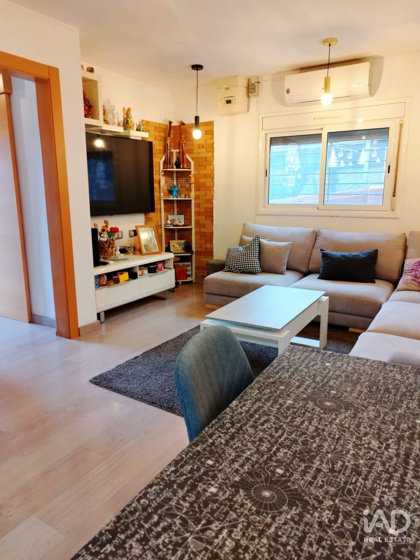 Casa 3 habitaciones de 76 m² en Montcada i Reixac (08110)