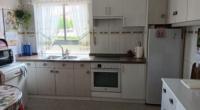 Village house 4 bedrooms of 208 m² in Miñambres de La Valduerna (24765)