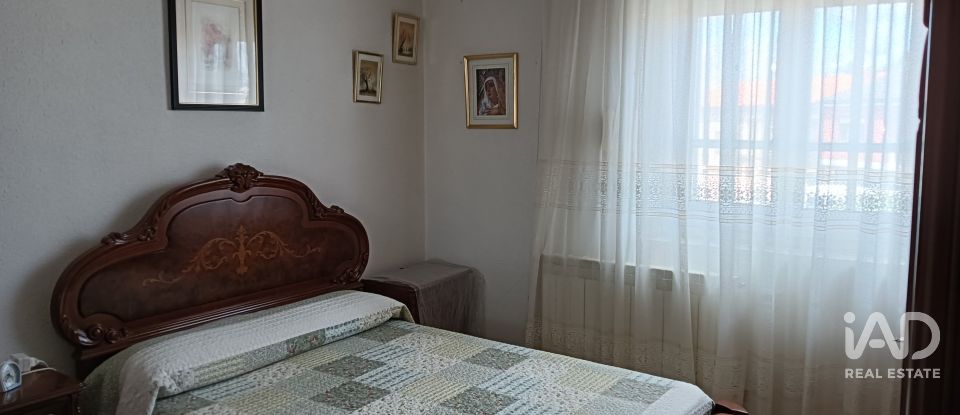 Village house 4 bedrooms of 208 m² in Miñambres de La Valduerna (24765)