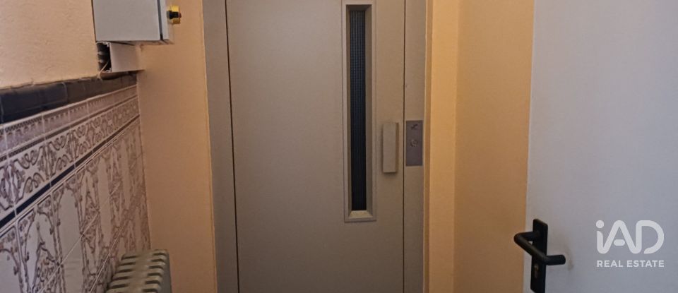 Village house 4 bedrooms of 208 m² in Miñambres de La Valduerna (24765)