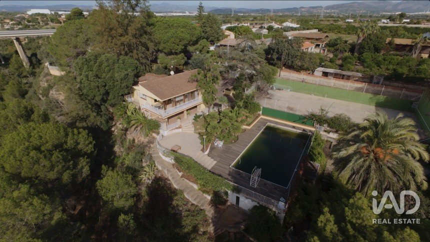 Vivienda unifamiliar  5 habitaciones de 400 m² en Almazora/Almassora (12550)