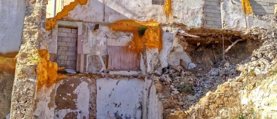 Terreno urbano de 670 m² en Agost (03698)