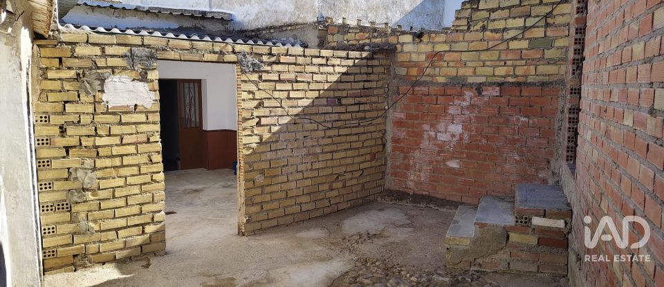 Casa de pueblo 1 habitación de 180 m² en Cañada Rosal (41439)