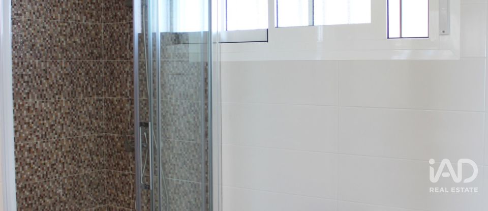 Piso 3 habitaciones de 96 m² en Barrio Los Hortelanos (03191)