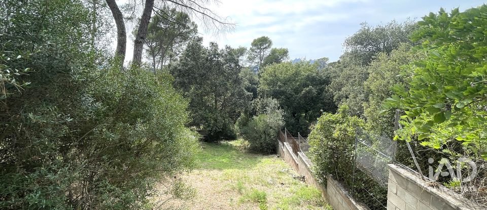 Terreno urbano de 1.855 m² en Vacarisses (08233)