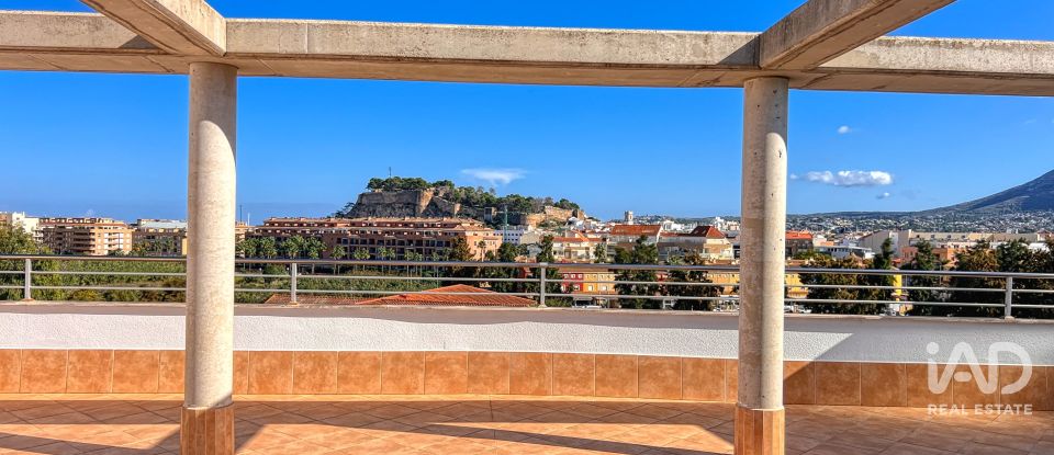 Àtic 2 habitacions de 82 m² a Dénia (03700)