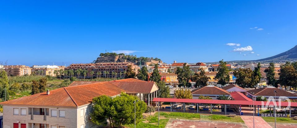 Àtic 2 habitacions de 82 m² a Dénia (03700)