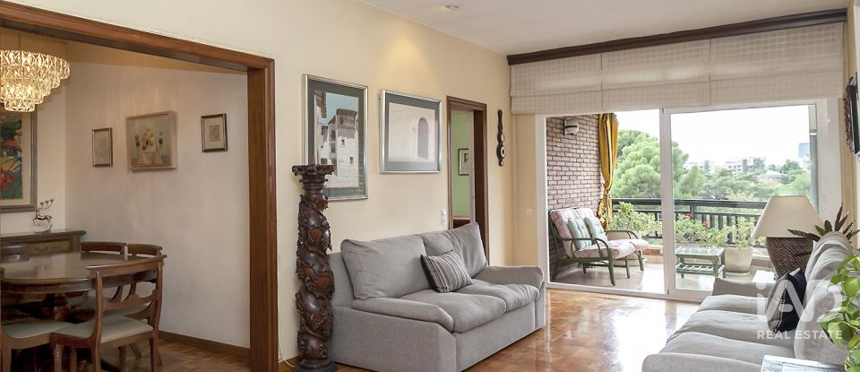 Appartement 3 chambres de 95 m² à Barcelona (08034)