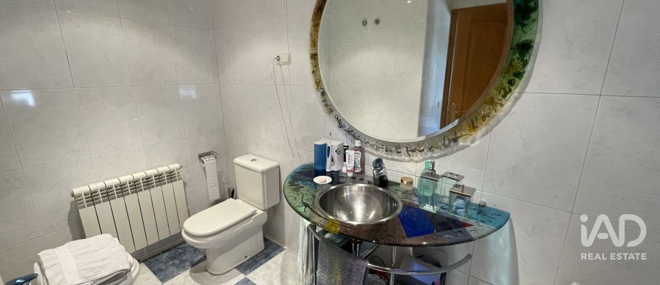 Maison 3 chambres de 192 m² à Valdelafuente (24227)