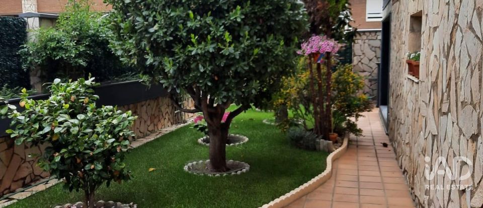 Maison 3 chambres de 192 m² à Valdelafuente (24227)