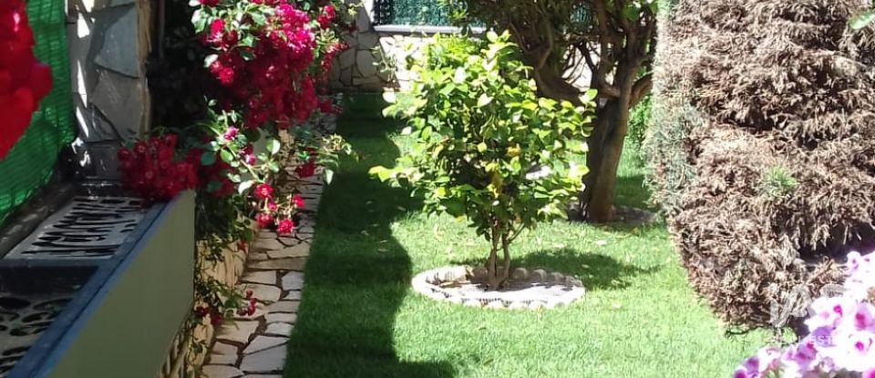 Maison 3 chambres de 192 m² à Valdelafuente (24227)