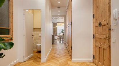 Pis 3 habitacions de 130 m² a Barcelona (08011)