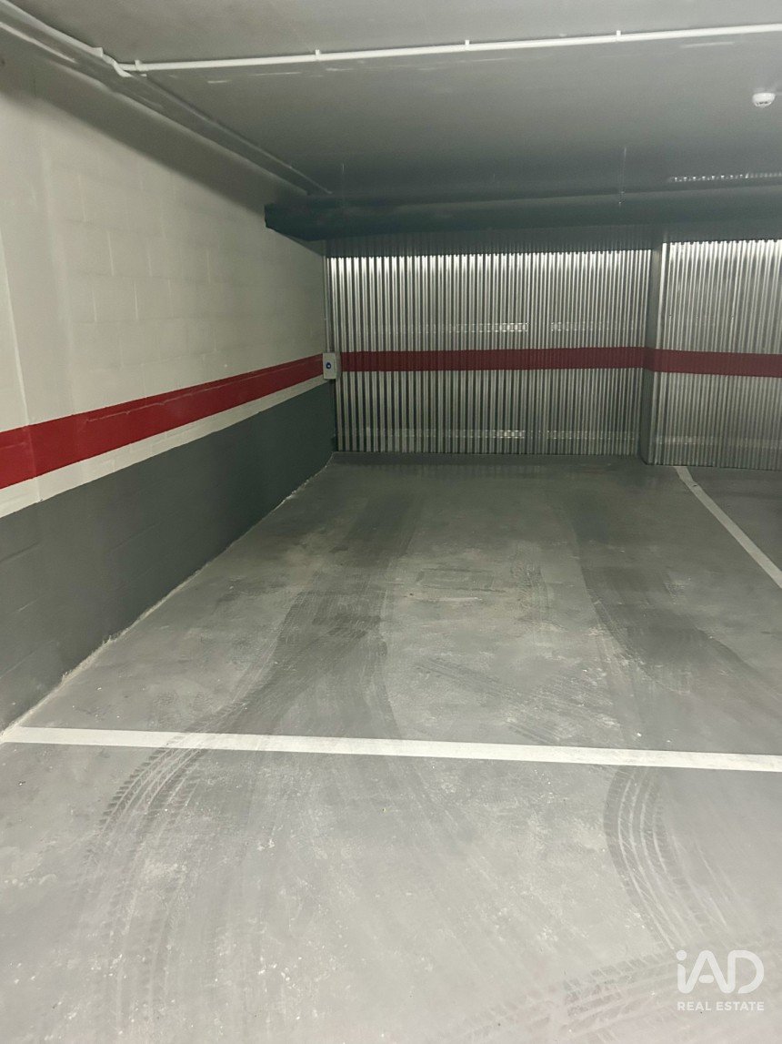 Parking/garage/box de 13 m² à León (24003)