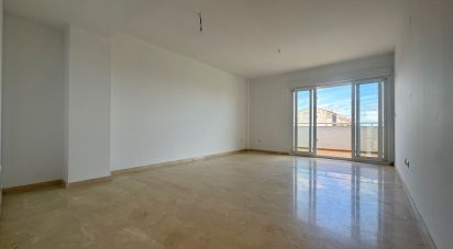 Piso 2 habitaciones de 100 m² en Pego (03780)